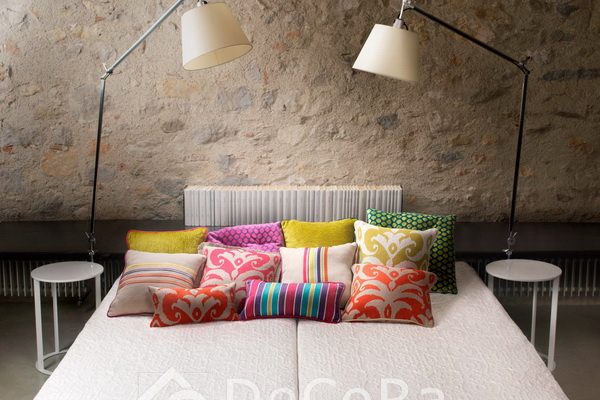 PxxA017-perne-decorative-dormitor-model-dungi-abstract-buline-rosu-portocaliu-roz-albastru-verde-mov