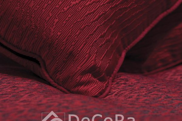PxxA030-perne-decorative-rosu